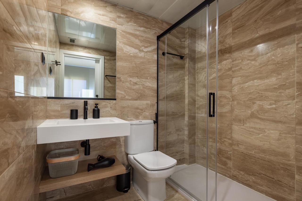 Cozy Apartment Les Corts Барселона Экстерьер фото